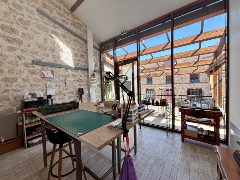 Atelier de reliure artisanale